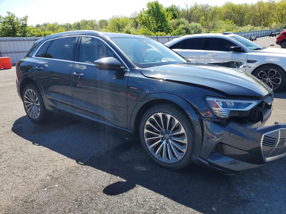 2019 Audi E-tron მანქანა იყიდება აუქციონზე, vin: WA1VABGE5KB021007, აუქციონის ნომერი: 52238636