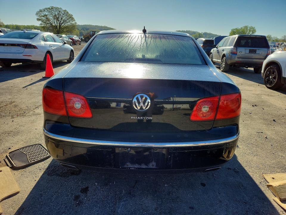 2005 Volkswagen Phaeton მანქანა იყიდება აუქციონზე, vin: WVWBF03D658005296, აუქციონის ნომერი: 53048636