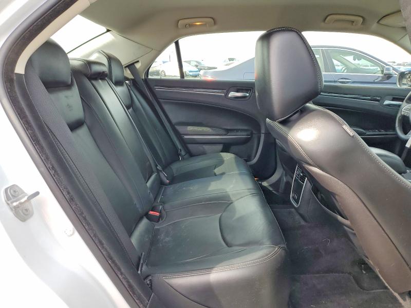 52194246 :رقم المزاد ، 2C3CCAAG2FH779741 vin ، 2015 Chrysler 300 مزاد بيع