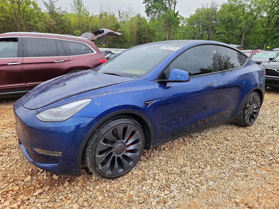 2025 Tesla Model Y მანქანა იყიდება აუქციონზე, vin: 7SAYGDEF7SA342679, აუქციონის ნომერი: 52653316