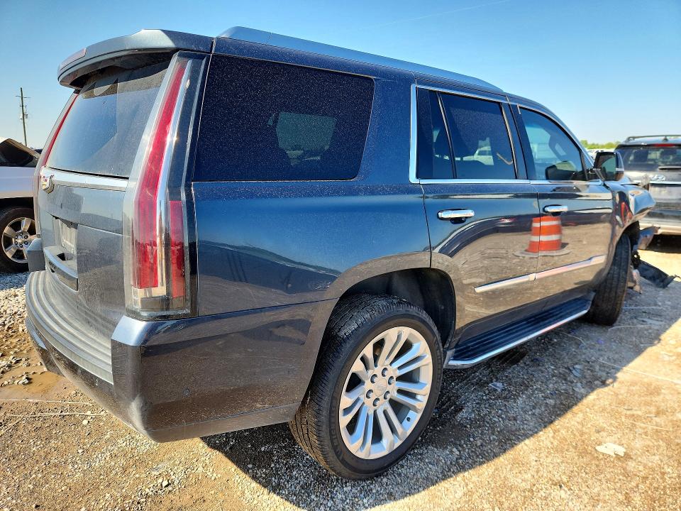 Продажа на аукционе авто 2019 Cadillac Escalade, vin: 1GYS3BKJ7KR191555, номер лота: 53257986