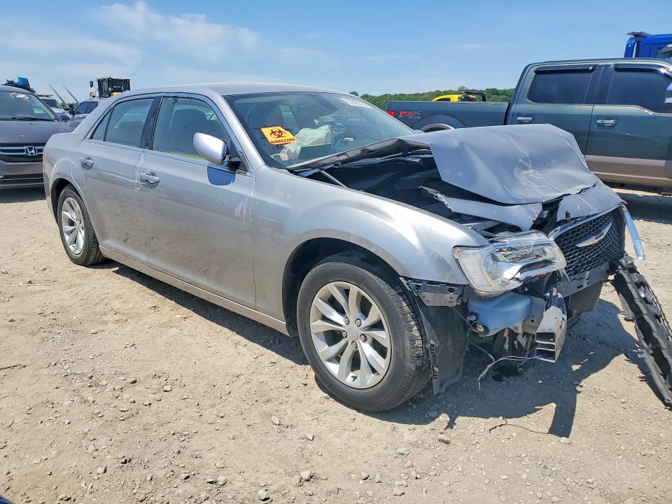 Продажа на аукционе авто 2016 Chrysler 300, vin: 2C3CCAAG4GH167302, номер лота: 52890216