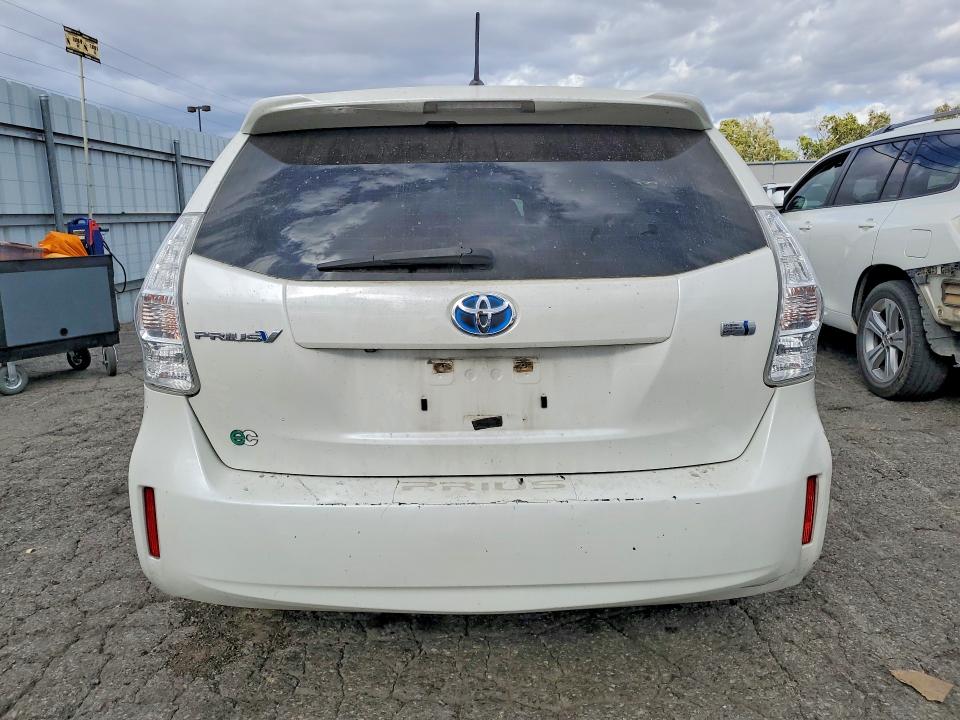 Продажа на аукционе авто 2014 Toyota Prius V, vin: JTDZN3EU1EJ006154, номер лота: 55147726