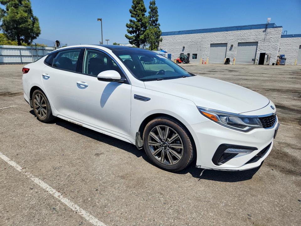 2019 Kia Optima მანქანა იყიდება აუქციონზე, vin: 5XXGU4L15KG301802, აუქციონის ნომერი: 52427066