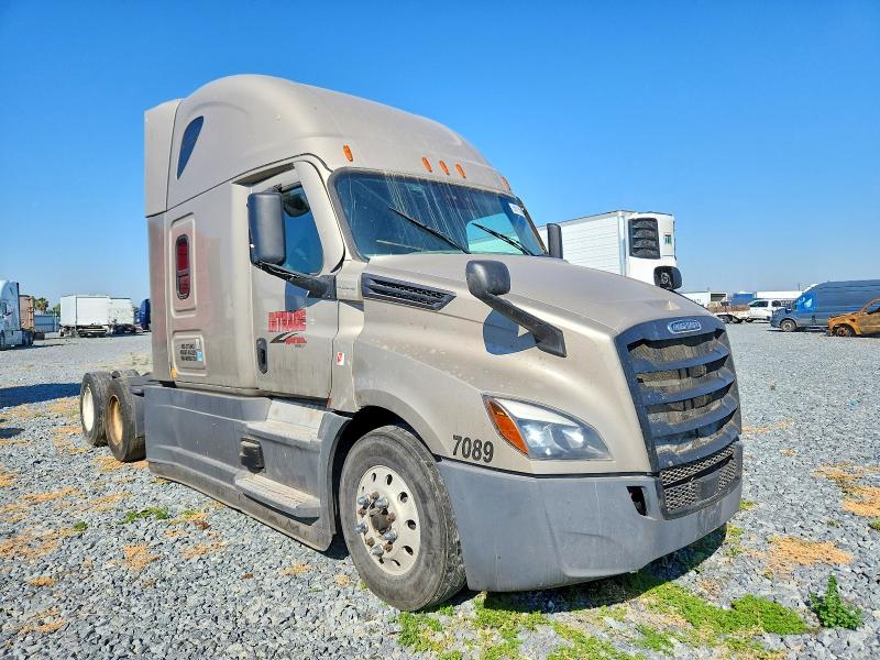 2022 Freigliner Cascadia 126 მანქანა იყიდება აუქციონზე, vin: 3AKJHHDR0NSNB1291, აუქციონის ნომერი: 51115016