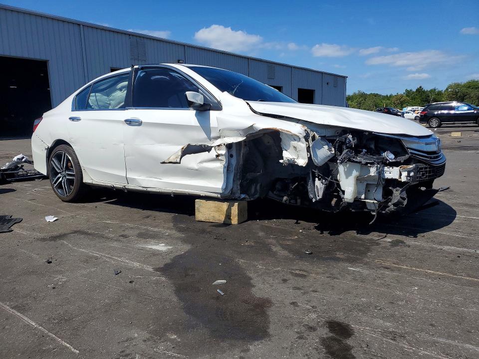 Продаж на аукціоні авто 2017 Honda Accord, vin: 1HGCR2F10HA080714, номер лоту: 53925896