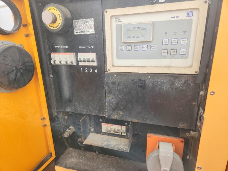 51119016 :رقم المزاد ، 1J9TF12169F402398 vin ، 2010 Urwi Industrial Equipment مزاد بيع