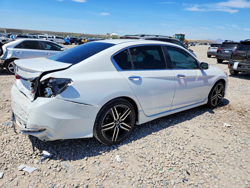 52561416 :رقم المزاد ، 1HGCR2F17HA150726 vin ، 2017 Honda Accord مزاد بيع