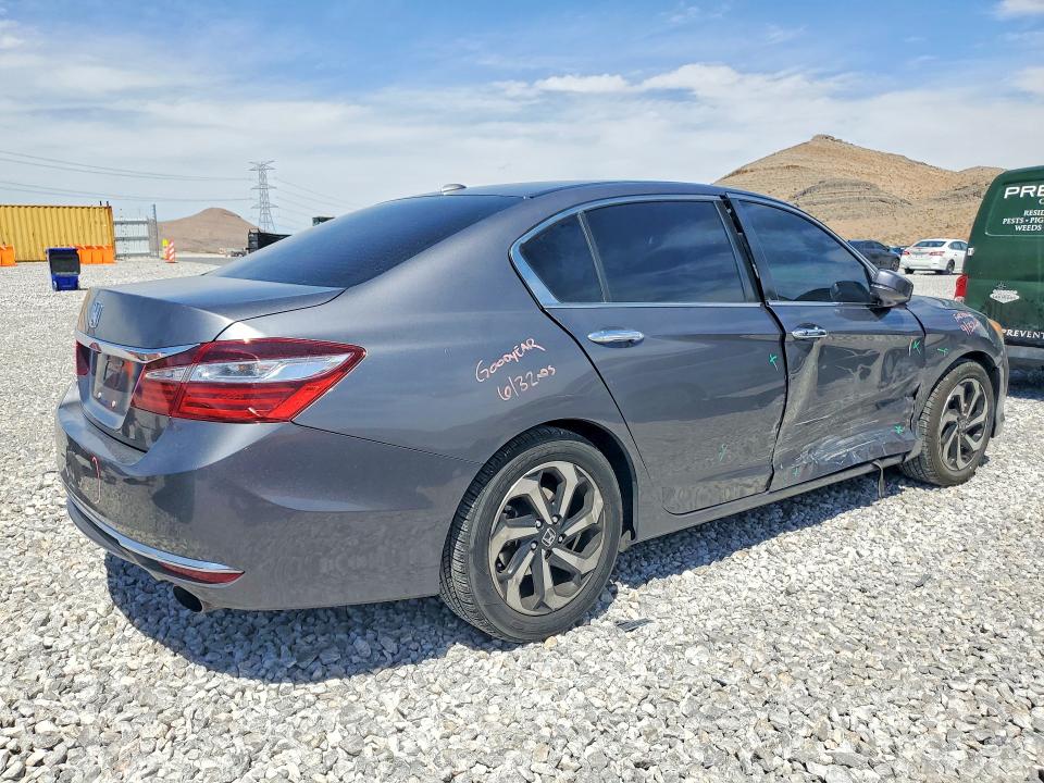 2017 Honda Accord მანქანა იყიდება აუქციონზე, vin: 1HGCR2F95HA068256, აუქციონის ნომერი: 52393886