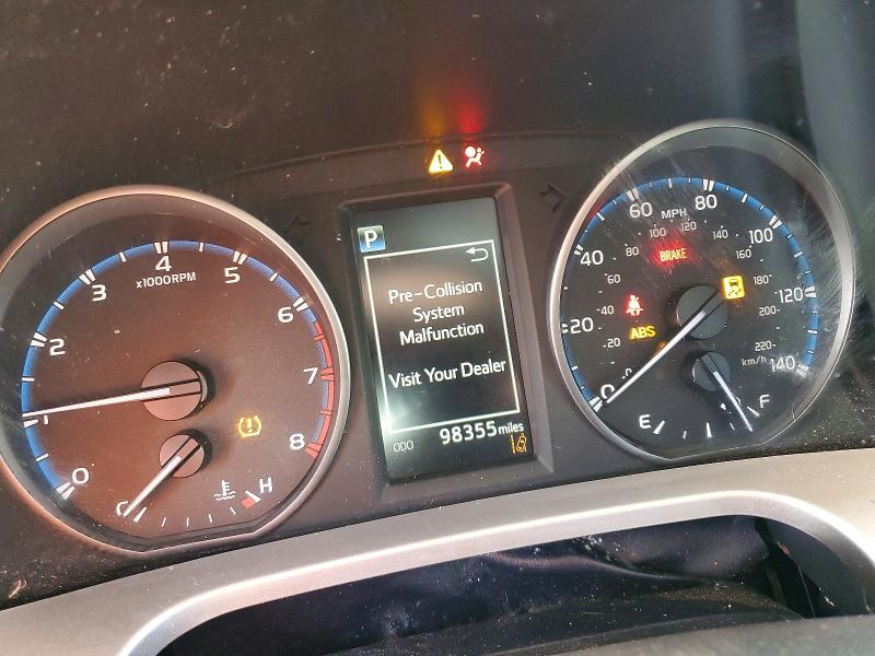 Продажа на аукционе авто 2018 Toyota Rav4, vin: JTMBFREVXJJ233394, номер лота: 51693136