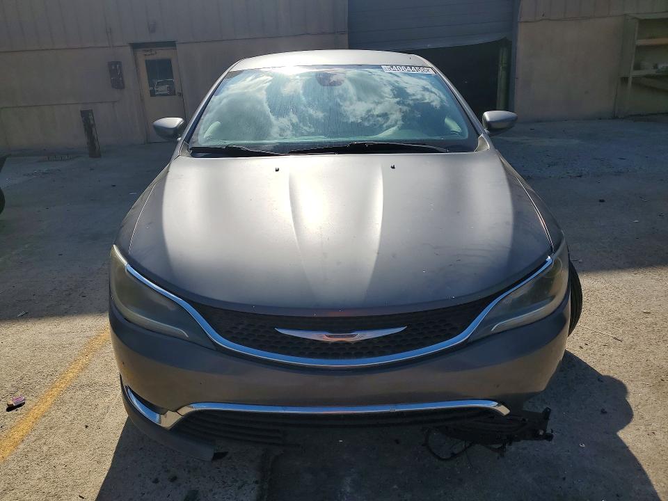 54064456 :رقم المزاد ، 1C3CCCAB2FN611542 vin ، 2015 Chrysler 200 مزاد بيع