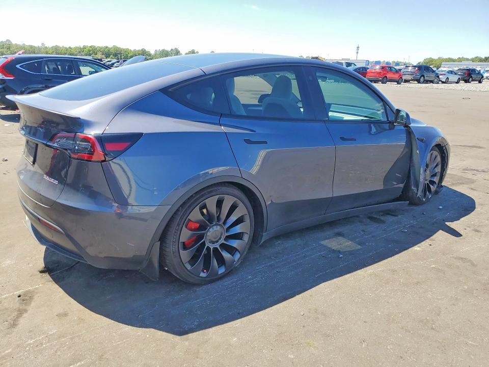 51613886 :رقم المزاد ، 7SAYGDEF9PF749462 vin ، 2023 Tesla Model Y مزاد بيع