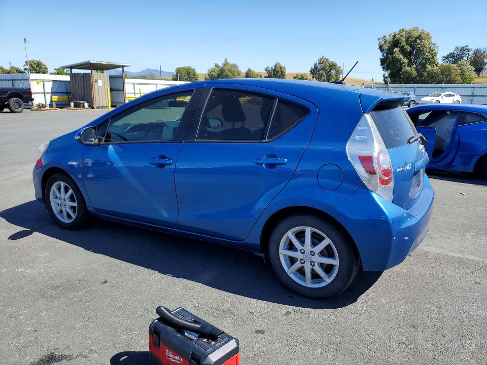 Продажа на аукционе авто 2013 Toyota Prius C, vin: JTDKDTB37D1038914, номер лота: 53809396
