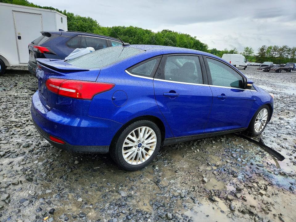 Продаж на аукціоні авто 2015 Ford Focus, vin: 1FADP3J22FL368272, номер лоту: 54648006