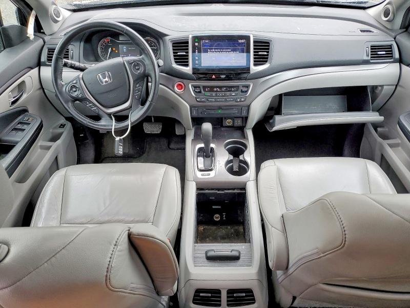 Продаж на аукціоні авто 2016 Honda Pilot, vin: 5FNYF6H70GB106515, номер лоту: 53611846