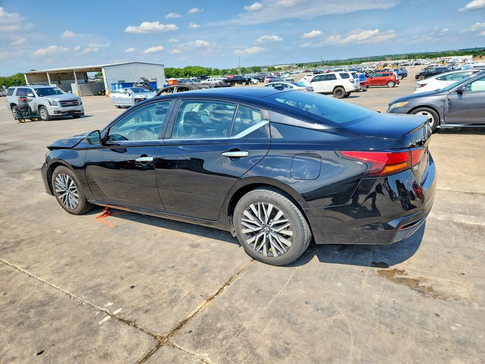 57516096 :رقم المزاد ، 1N4BL4DV8PN371861 vin ، 2023 Nissan Altima مزاد بيع
