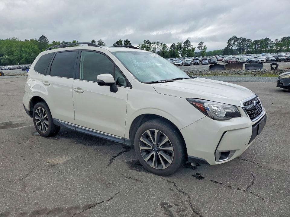 52653466 :رقم المزاد ، JF2SJGWC2JH400680 vin ، 2018 Subaru Forester مزاد بيع