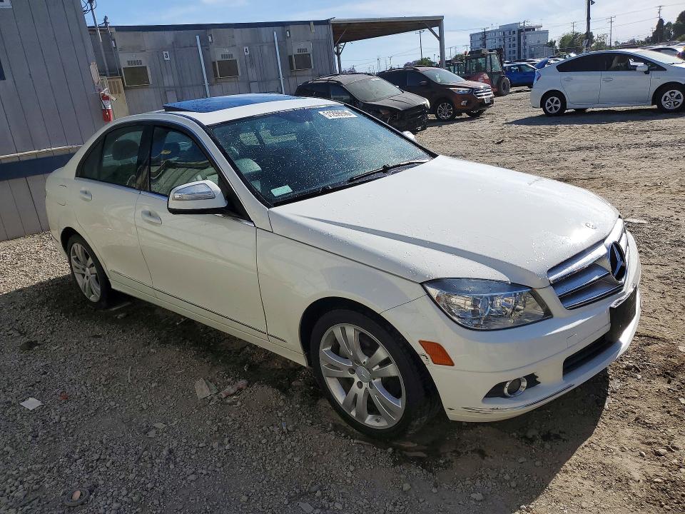 51299946 :رقم المزاد ، WDDGF54X79F241801 vin ، 2009 Mercedes-benz C مزاد بيع