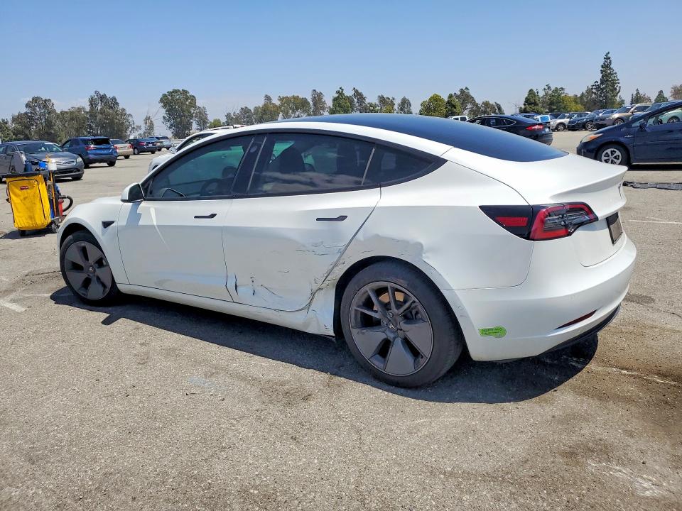 Auction sale of the 2021 Tesla Model 3, vin: 5YJ3E1EA8MF929642, lot number: 51850846