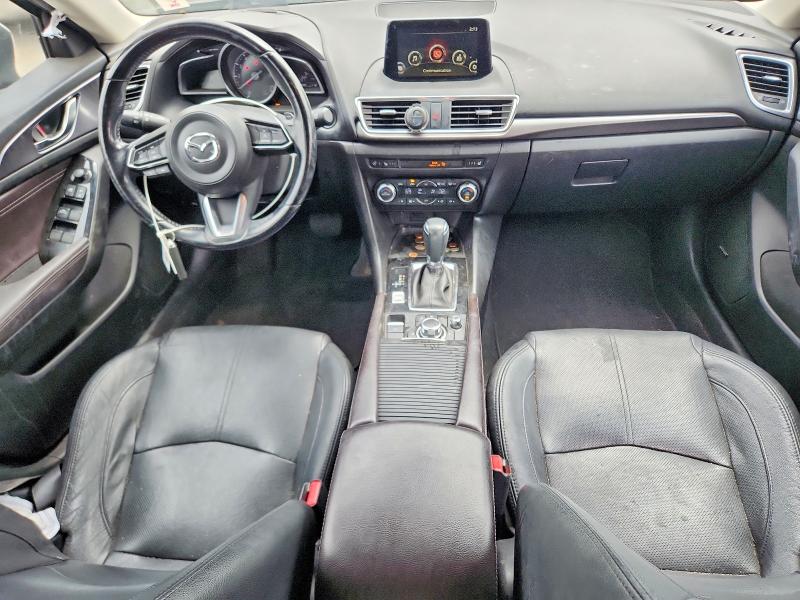 Продажа на аукционе авто 2017 Mazda 3, vin: JM1BN1M32H1100126, номер лота: 55443496