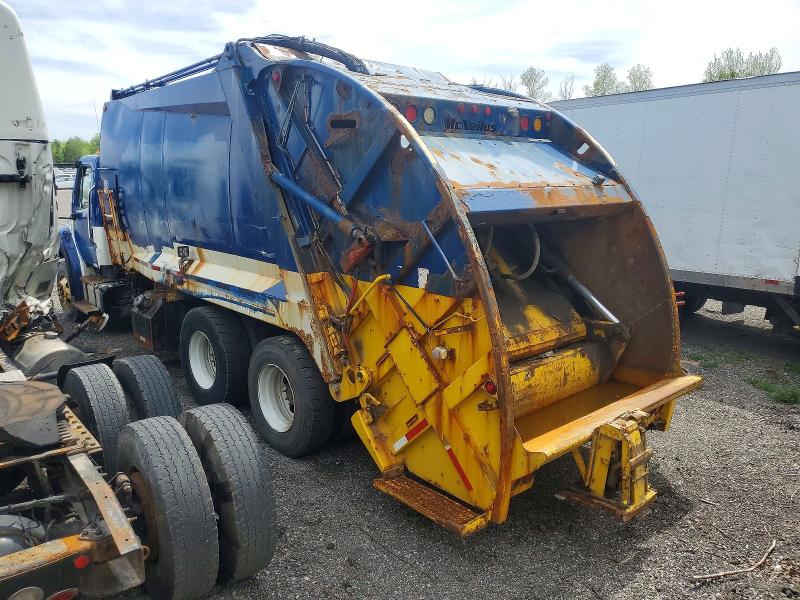 50059156 :رقم المزاد ، 1FVHCYBSXBDAZ4611 vin ، 2011 Freightliner M2 مزاد بيع