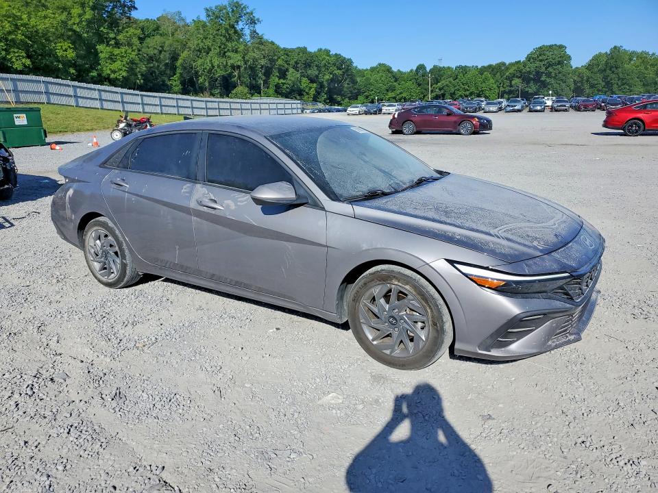 2024 Hyundai Elantra მანქანა იყიდება აუქციონზე, vin: KMHLM4DGXRU692284, აუქციონის ნომერი: 52990076