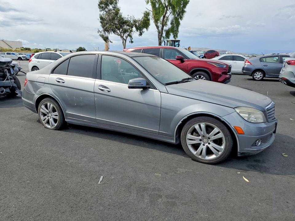 55173616 :رقم المزاد ، WDDGF5EB2AF436163 vin ، 2010 Mercedes-benz C مزاد بيع
