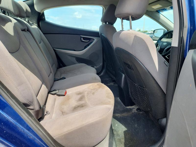 53318656 :رقم المزاد ، 5NPDH4AE8FH583702 vin ، 2015 Hyundai Elantra مزاد بيع