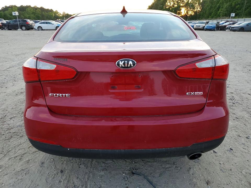 Продаж на аукціоні авто 2015 Kia Forte, vin: KNAFX4A85F5369799, номер лоту: 52613786