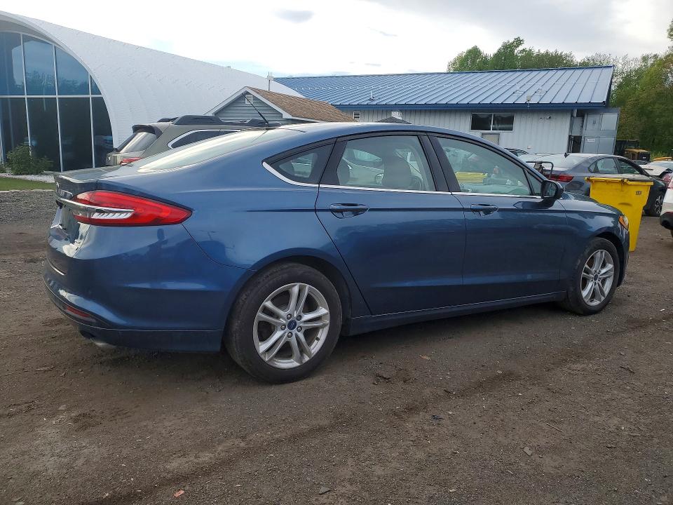 52893036 :رقم المزاد ، 3FA6P0HD5JR216141 vin ، 2018 Ford Fusion مزاد بيع