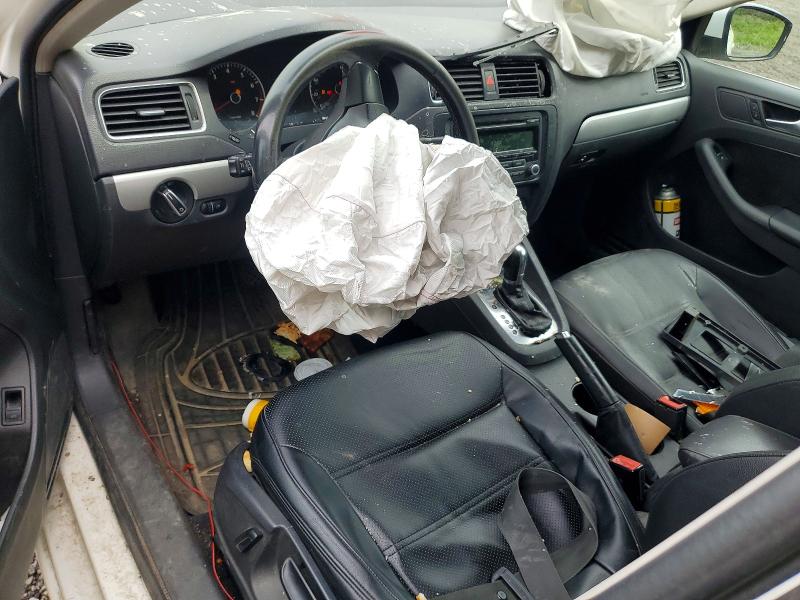 53250156 :رقم المزاد ، 3VWDP7AJ2DM214260 vin ، 2013 Volkswagen Jetta مزاد بيع