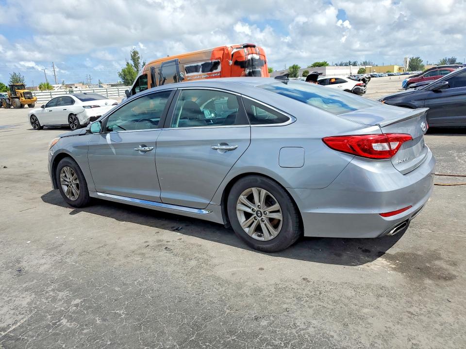 2015 Hyundai Sonata მანქანა იყიდება აუქციონზე, vin: 5NPE34AF7FH124222, აუქციონის ნომერი: 52850126
