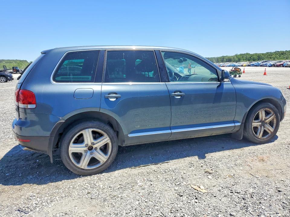 53689326 :رقم المزاد ، WVGPZ77L64D086552 vin ، 2004 Volkswagen Touareg مزاد بيع