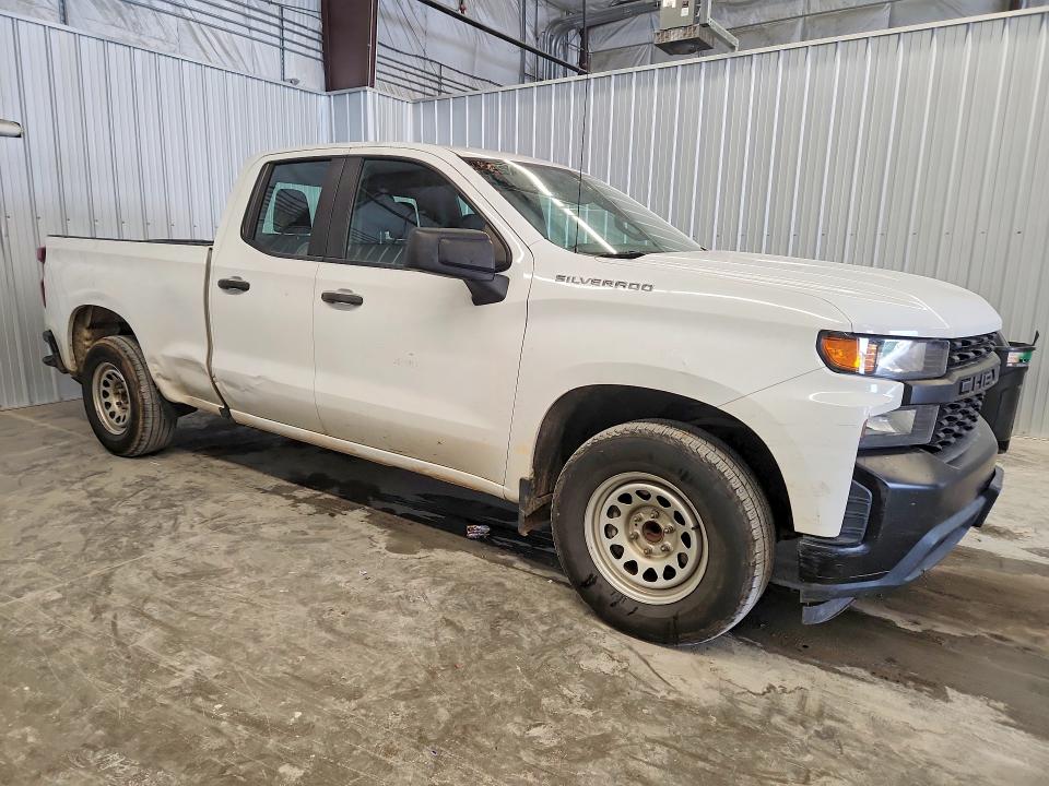 2019 Chevrolet Silverado მანქანა იყიდება აუქციონზე, vin: 1GCRWAEHXKZ417893, აუქციონის ნომერი: 52271386