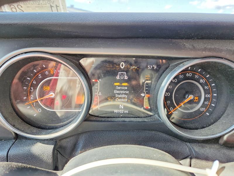 52165406 :رقم المزاد ، 1C4HJXDG5JW253085 vin ، 2018 Jeep Wrangler Unlimited مزاد بيع