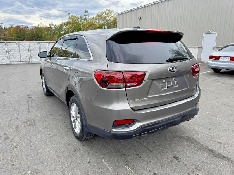 53571806 :رقم المزاد ، 5XYPGDA59KG457463 vin ، 2019 Kia Sorento مزاد بيع