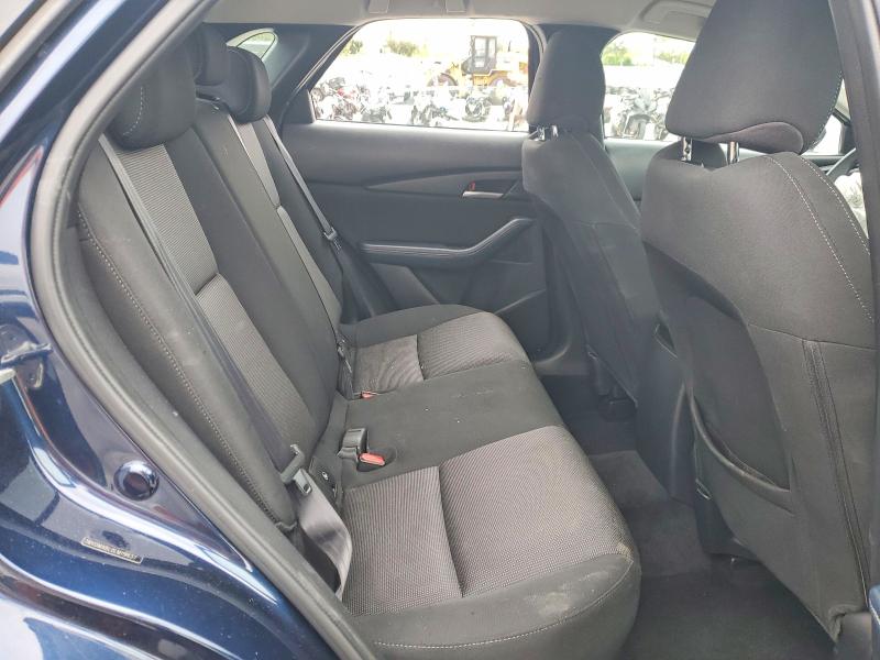 53617536 :رقم المزاد ، 3MVDMABL0LM119637 vin ، 2020 Mazda Cx-30 مزاد بيع