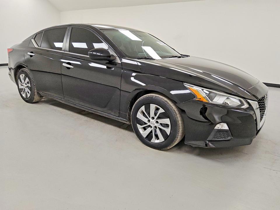 Auction sale of the 2020 Nissan Altima, vin: 1N4BL4BV7LC251994, lot number: 52554546