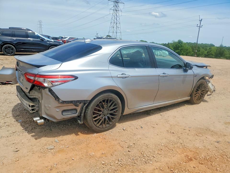 52434416 :رقم المزاد ، 4T1B11HK0KU183277 vin ، 2019 Toyota Camry مزاد بيع