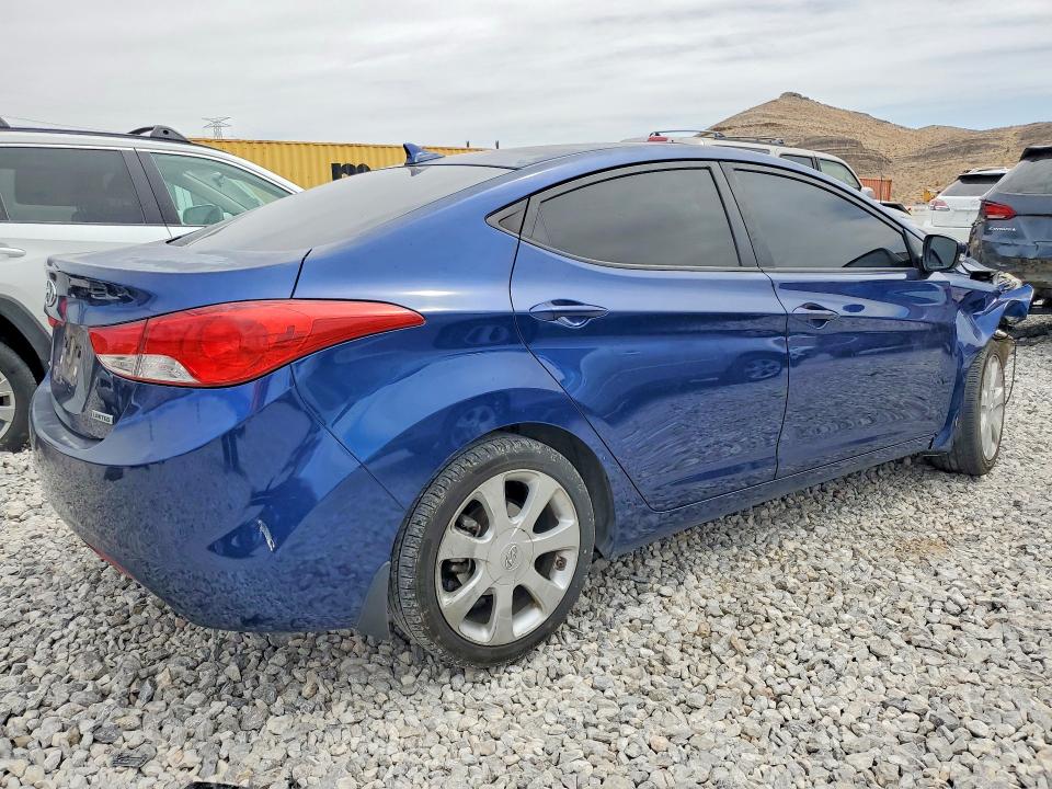54707156 :رقم المزاد ، KMHDH4AE7DU748721 vin ، 2013 Hyundai Elantra مزاد بيع