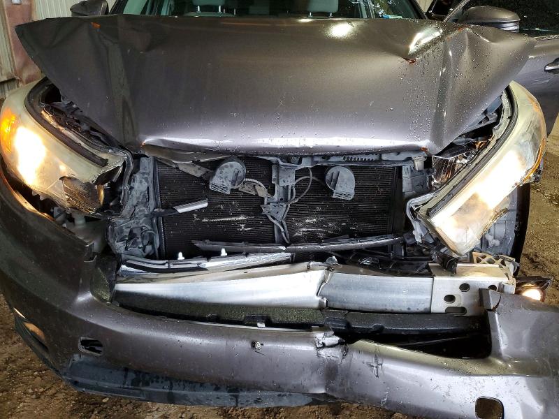 53979016 :رقم المزاد ، 5TDKKRFH2FS099673 vin ، 2015 Toyota Highlander مزاد بيع