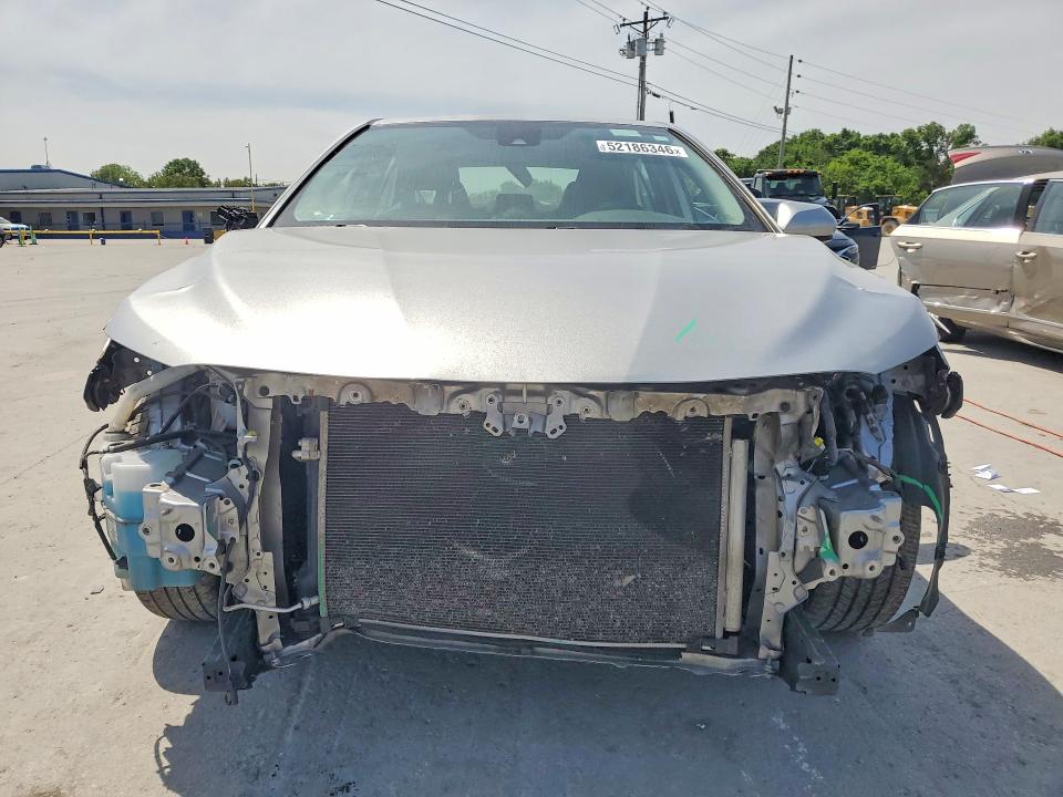 52186346 :رقم المزاد ، 4T1B11HK8KU229793 vin ، 2019 Toyota Camry مزاد بيع
