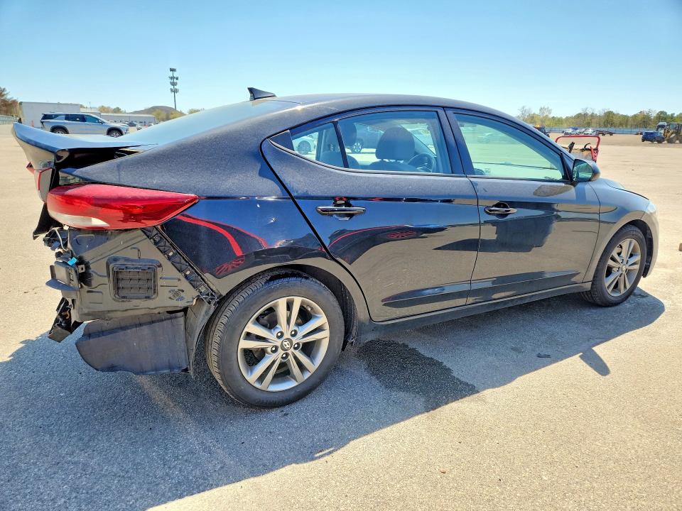 Продажа на аукционе авто 2018 Hyundai Elantra, vin: 5NPD84LFXJH277051, номер лота: 51683136