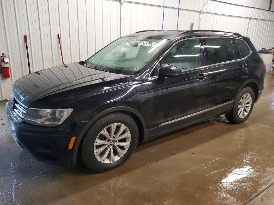 52775636 :رقم المزاد ، 3VV2B7AX8JM145004 vin ، 2018 Volkswagen Tiguan مزاد بيع