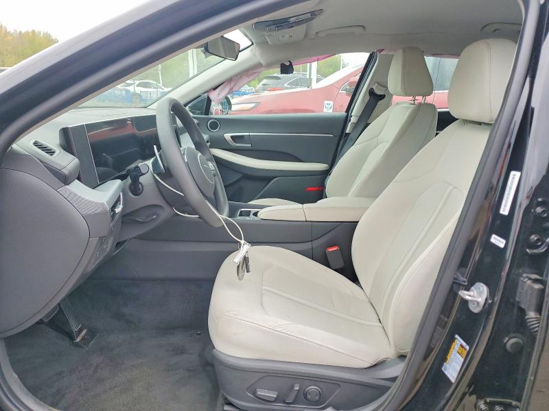 2025 Hyundai Sonata მანქანა იყიდება აუქციონზე, vin: KMHL64JA1SA505130, აუქციონის ნომერი: 52806626