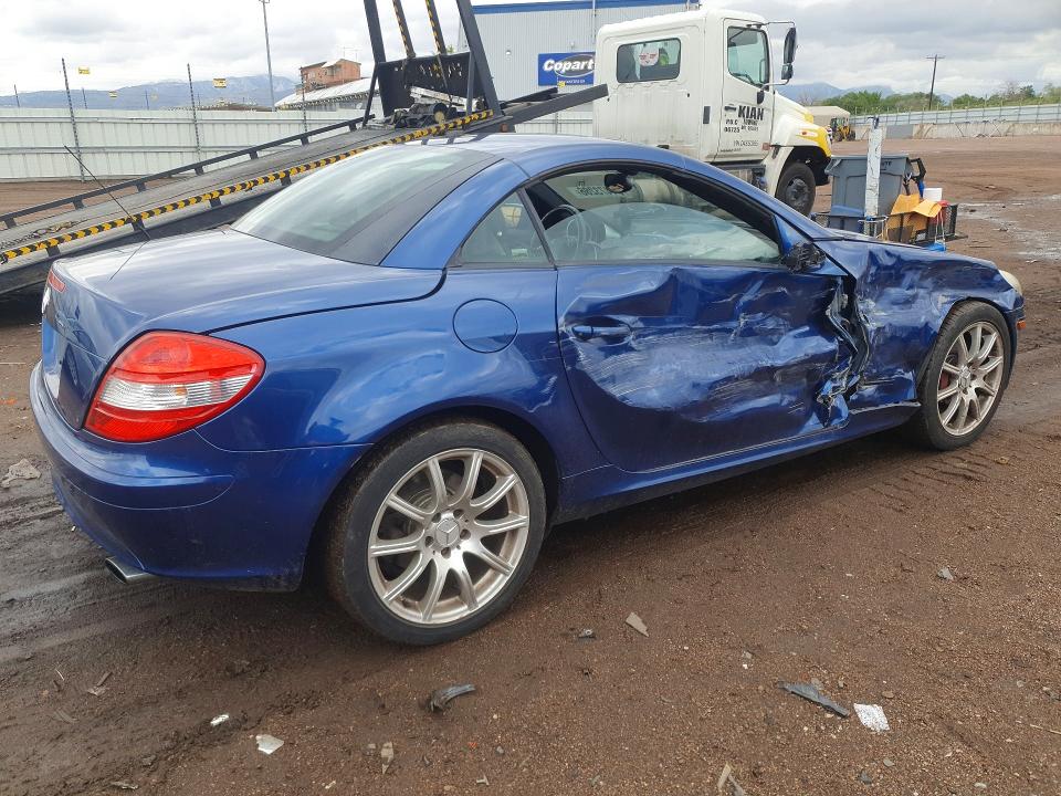 54473286 :رقم المزاد ، WDBWK56F85F025308 vin ، 2005 Mercedes-benz Slk مزاد بيع