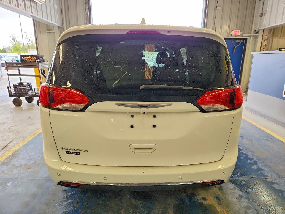 2018 Chrysler Pacifica მანქანა იყიდება აუქციონზე, vin: 2C4RC1BG6JR210964, აუქციონის ნომერი: 51665876