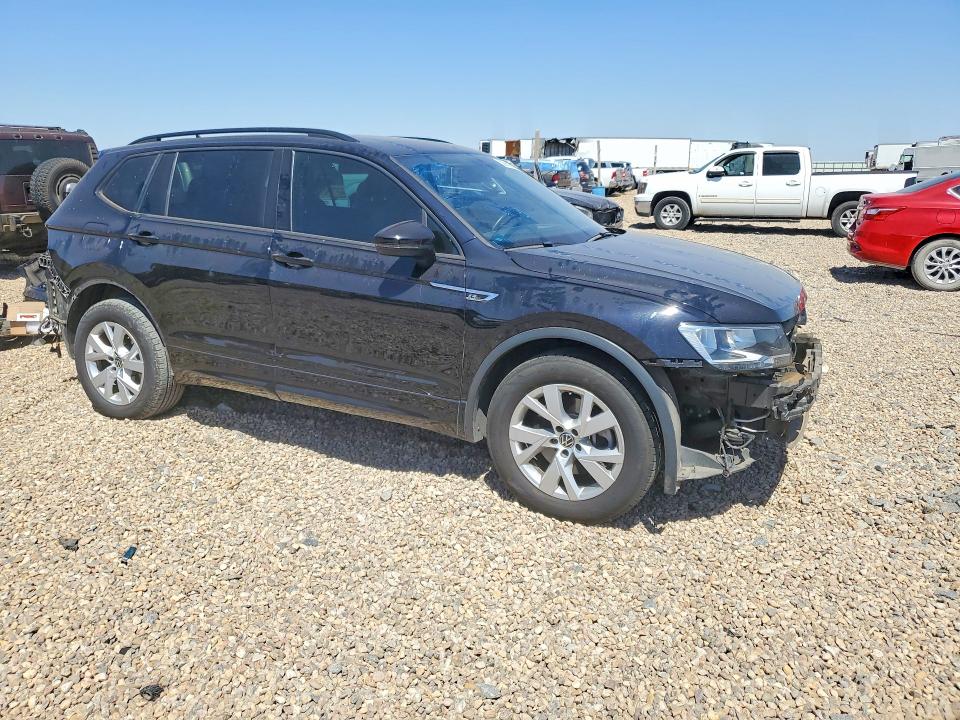 52961006 :رقم المزاد ، 3VV3B7AX7MM056517 vin ، 2021 Volkswagen Tiguan مزاد بيع