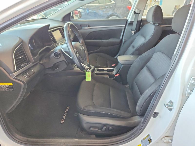 Продажа на аукционе авто 2017 Hyundai Elantra, vin: 5NPD84LF8HH201029, номер лота: 52588326