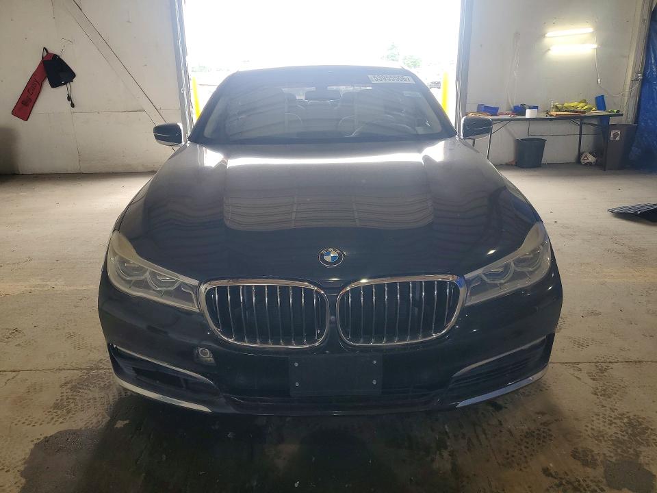 2016 Bmw 750 მანქანა იყიდება აუქციონზე, vin: WBA7F0C50GGL99687, აუქციონის ნომერი: 53955506